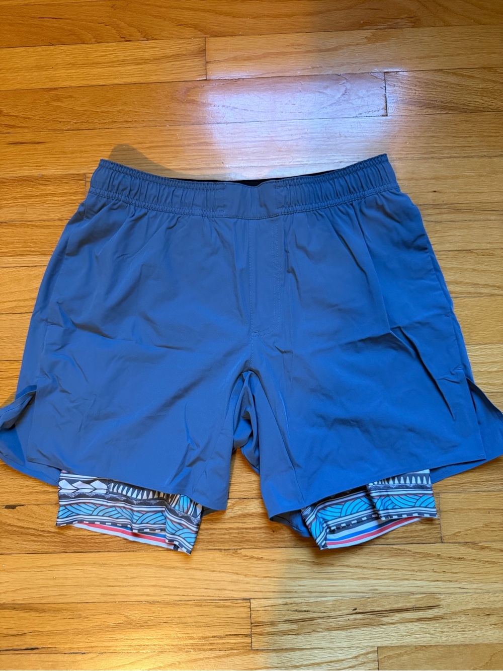 Wowie Mana Performance Shorts - medium- NWT - Picture 2 of 7